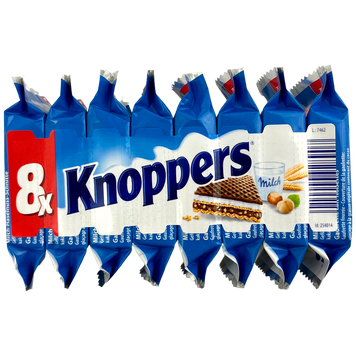 Вафлі з горіховим кремом Кноперс Knoppers 8*25g 24пач/ящ